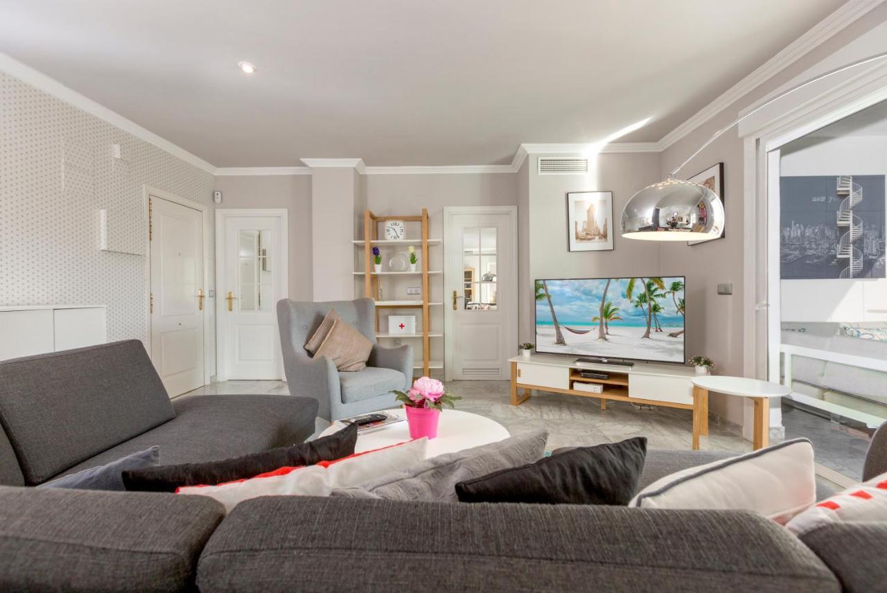 Apartamento 4 Bedroom In Puerto Banus 150 Meters From The *
